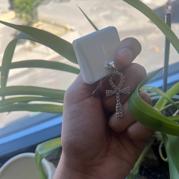 Beautiful Sterling Silver (925 stamped) Anch Cross | imitation diamonds (CZ) NEW - Picture 4 of 5